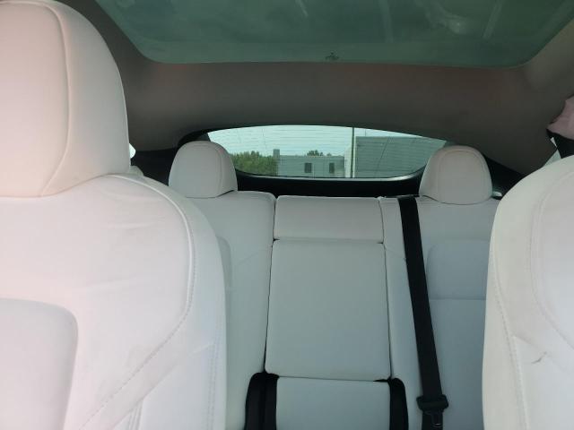 2024 TESLA MODEL Y 7SAYGDEE4RA280076