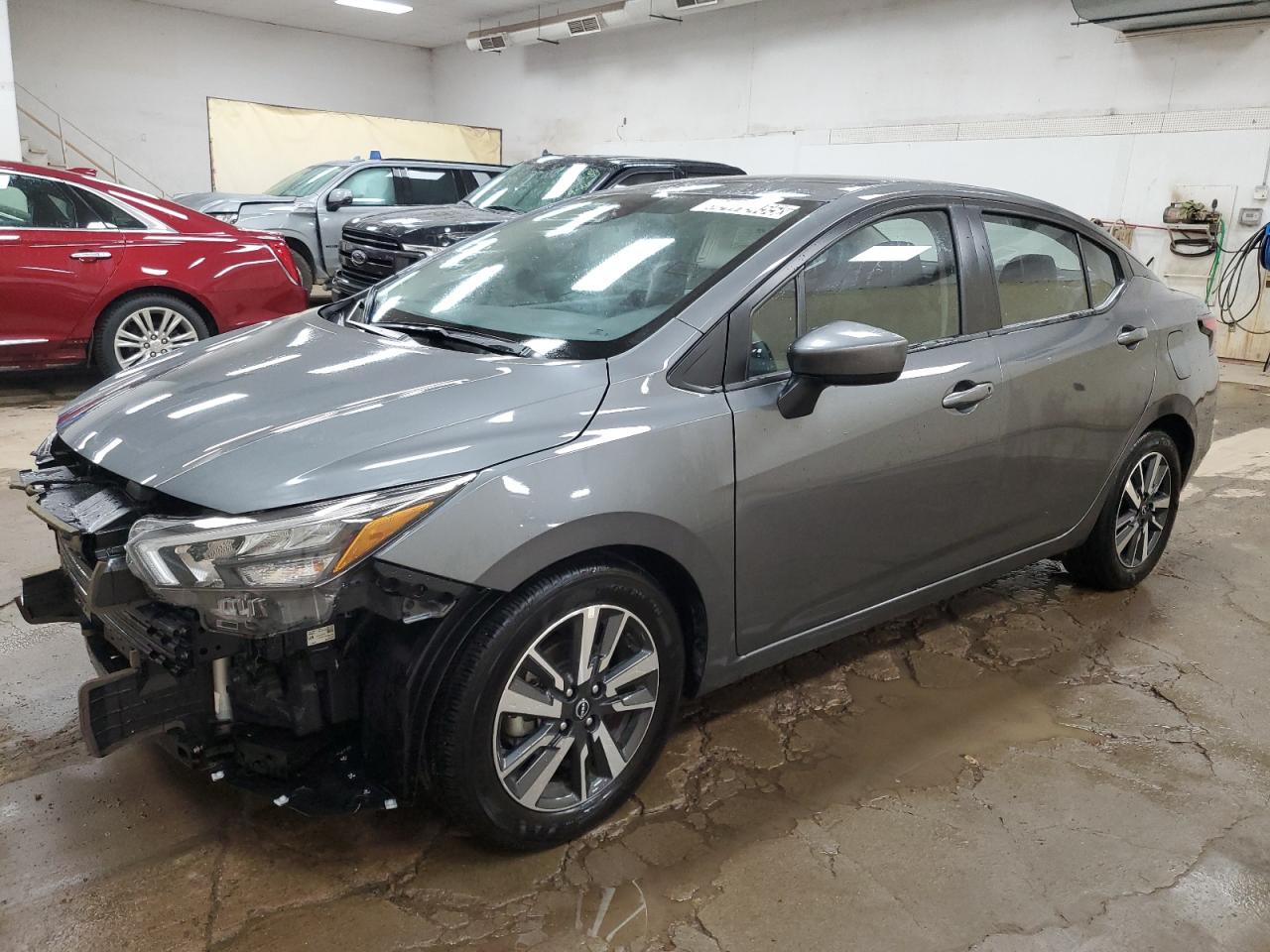 NISSAN VERSA SV