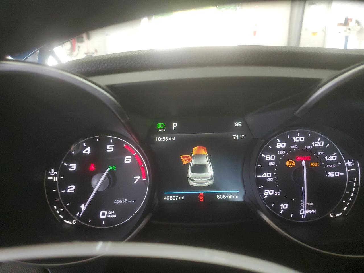 ALFA ROMEO GIULIA TI Q4