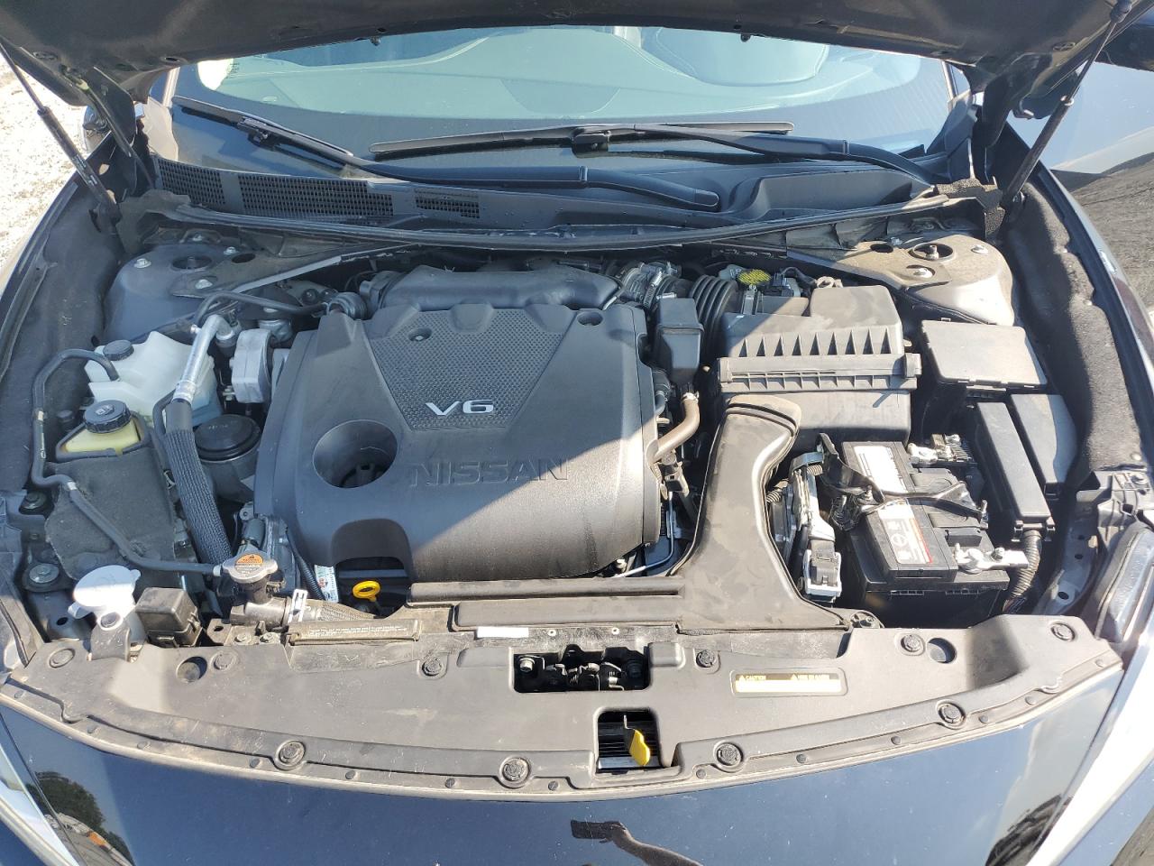 NISSAN MAXIMA PLATINUM