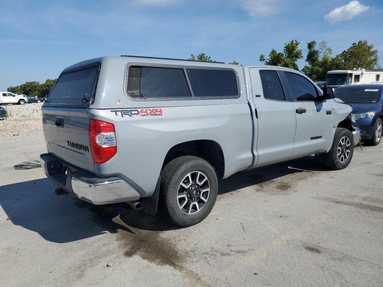 TOYOTA TUNDRA DOUBLE CAB SR