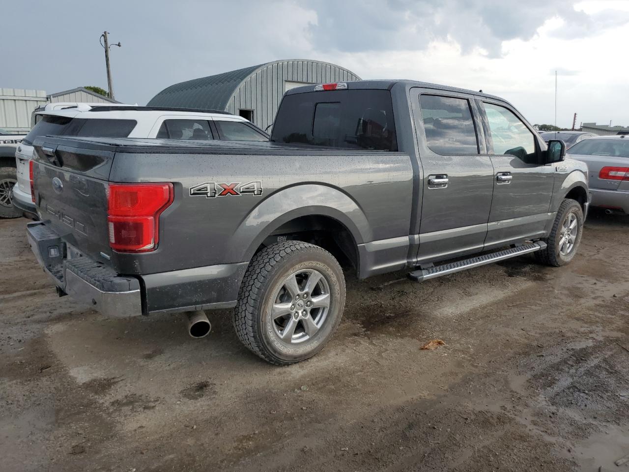 FORD F-150 SUPERCREW