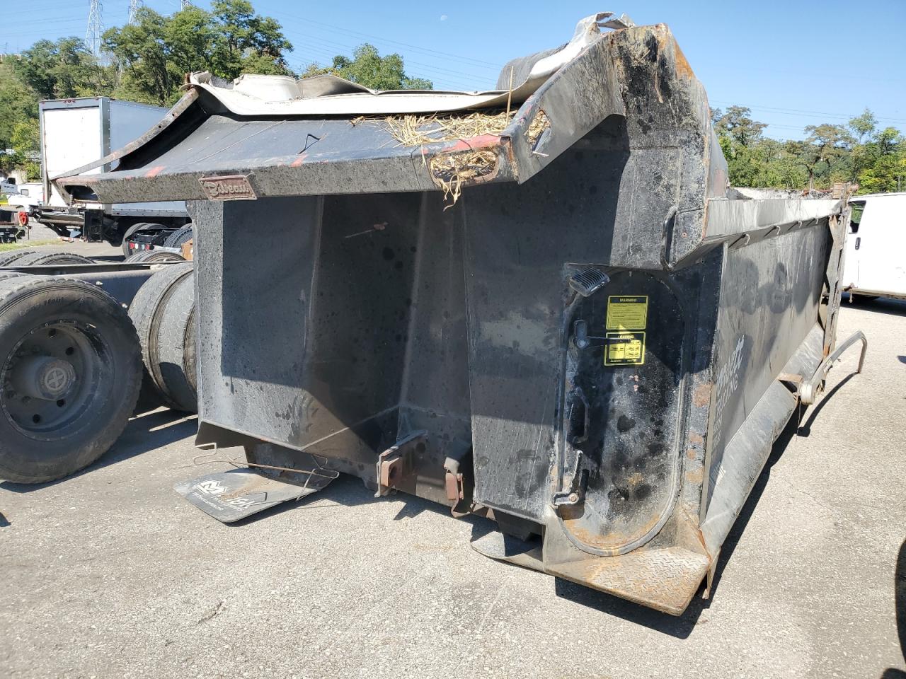 Lot #3280540135 2024 MACK GRANITE