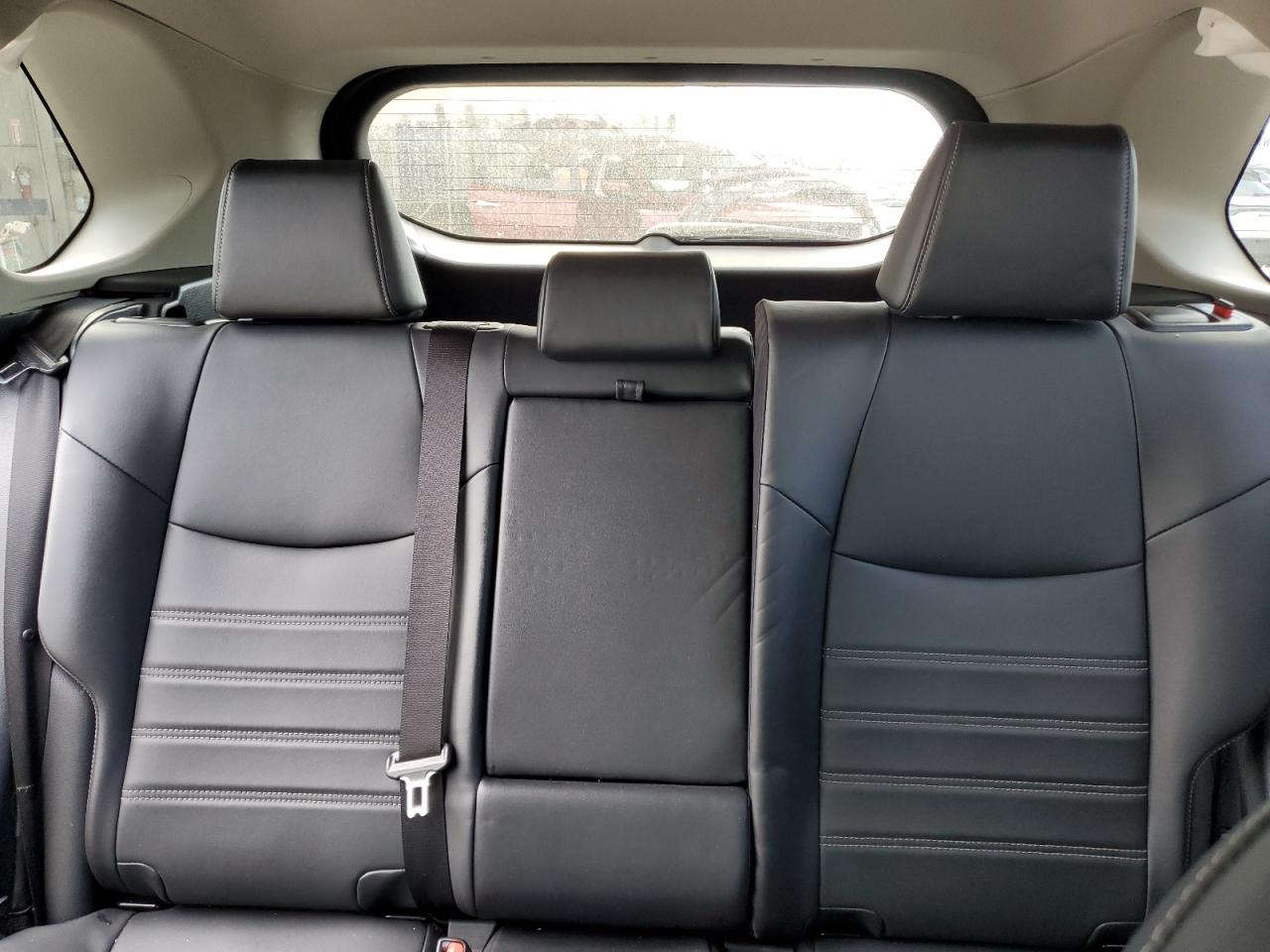 TOYOTA RAV4 XLE PREMIUM