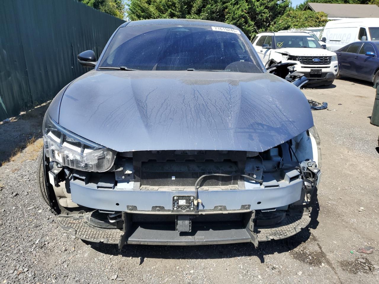 FORD MUSTANG PREMIUM