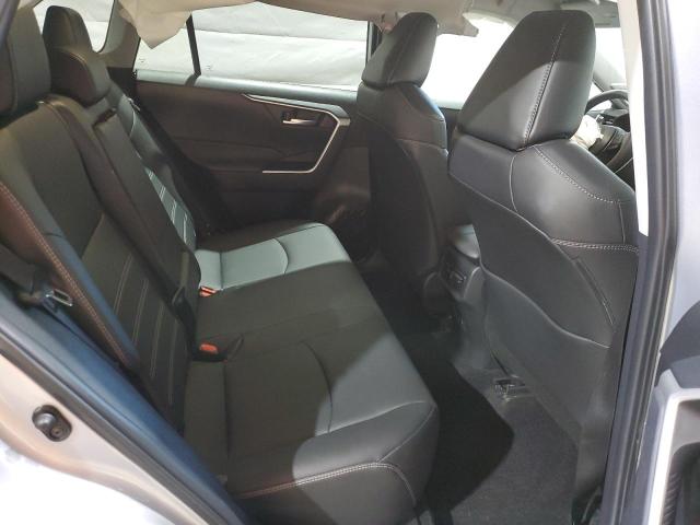 2025 TOYOTA RAV4 XLE P #3270769855