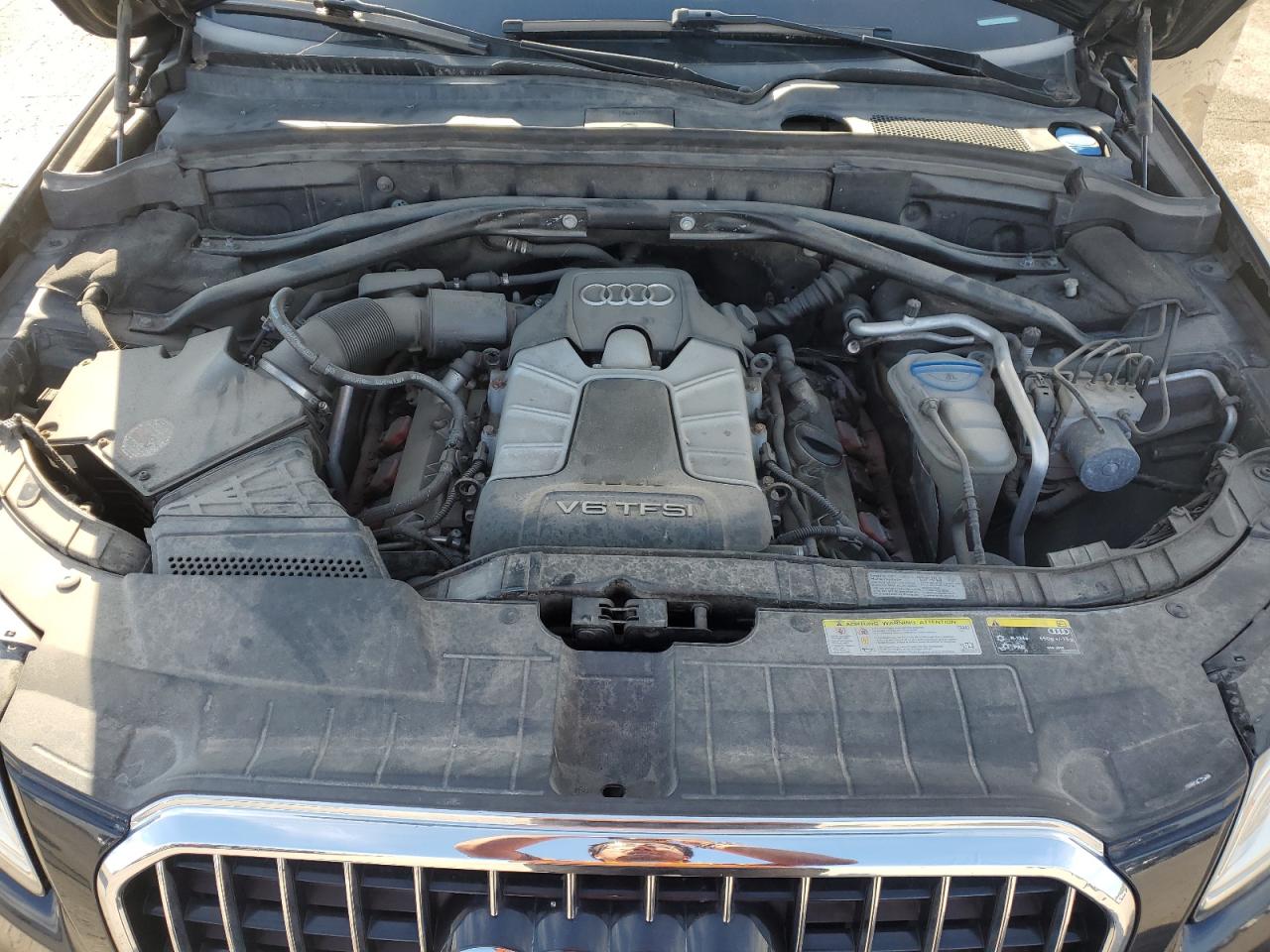 AUDI Q5 PREMIUM PLUS