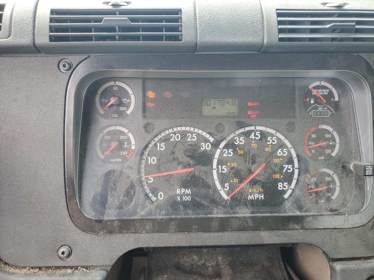 Lot #3239988484 2015 FREIGHTLINER CASCADIA 1