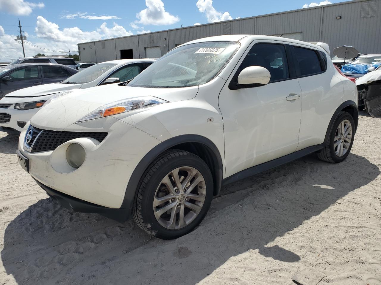 NISSAN JUKE S