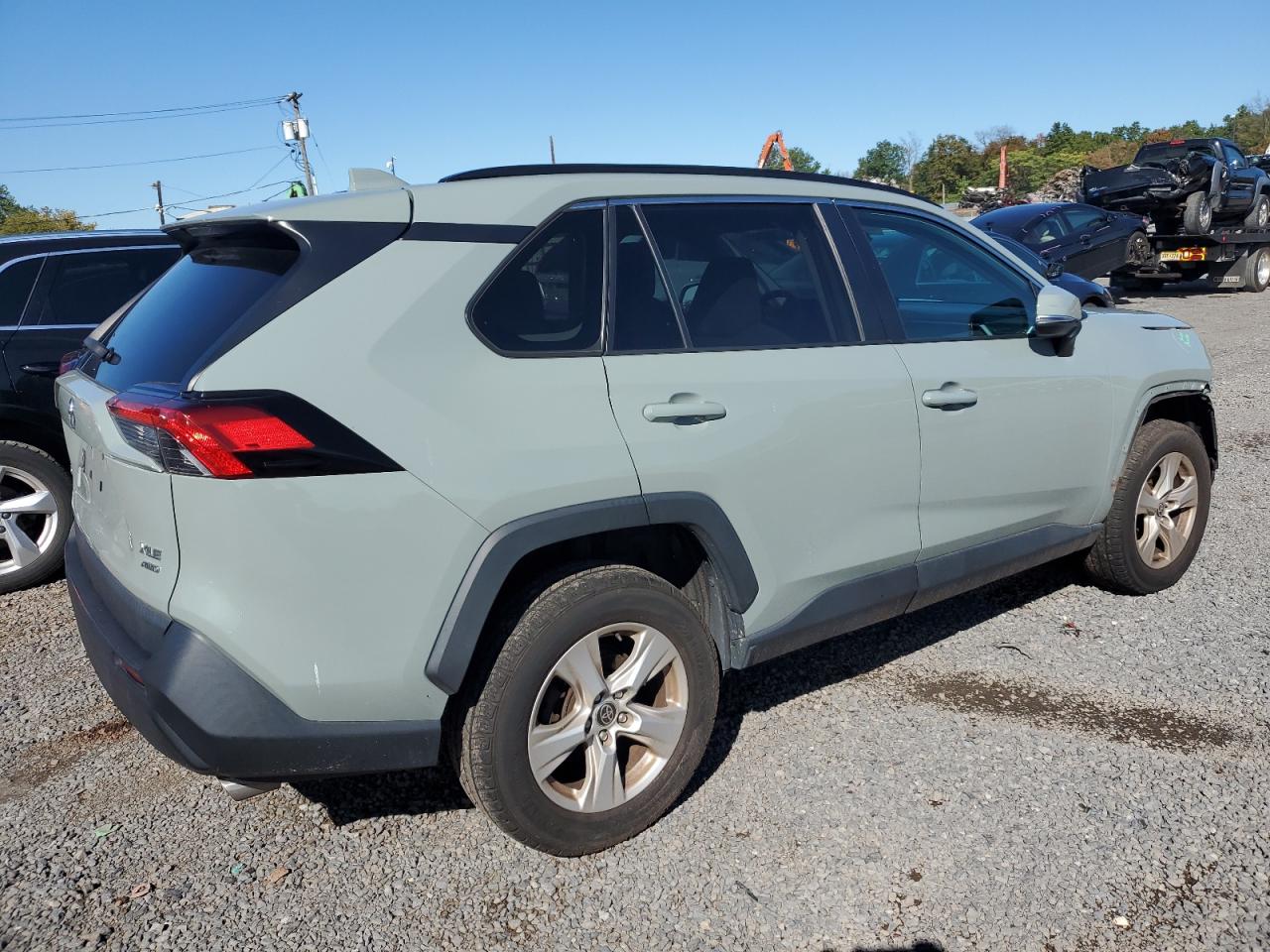 TOYOTA RAV4 XLE