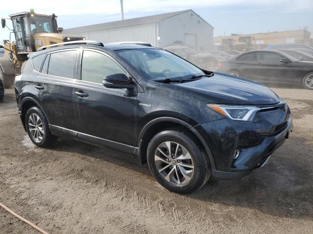 2018 TOYOTA RAV4 HV LE JTMRJREVXJD231513