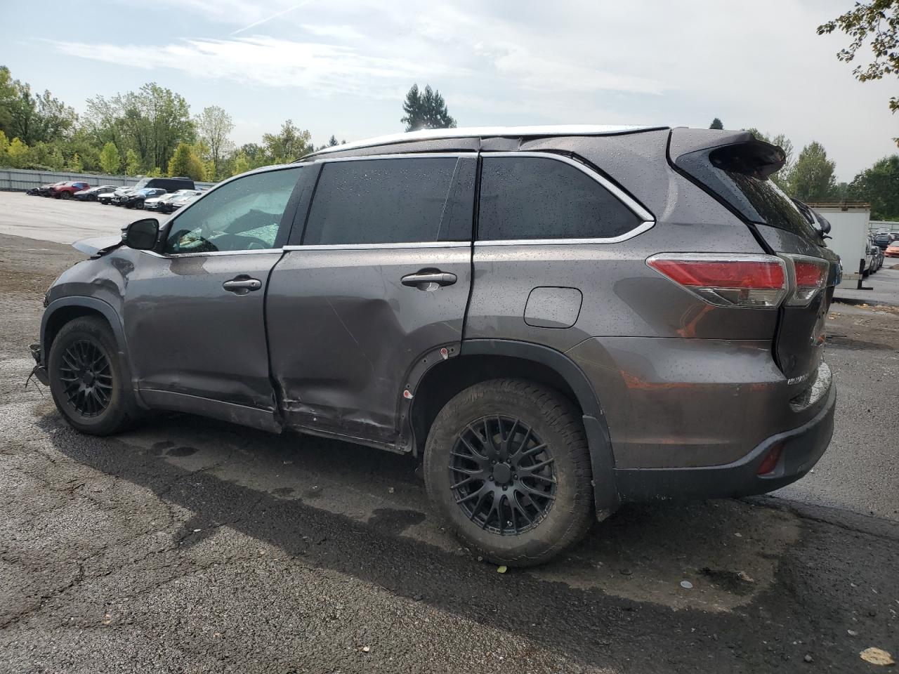 TOYOTA HIGHLANDER XLE