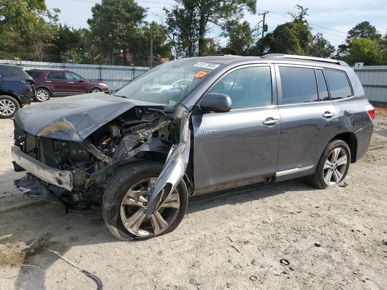 TOYOTA HIGHLANDER LIMITED