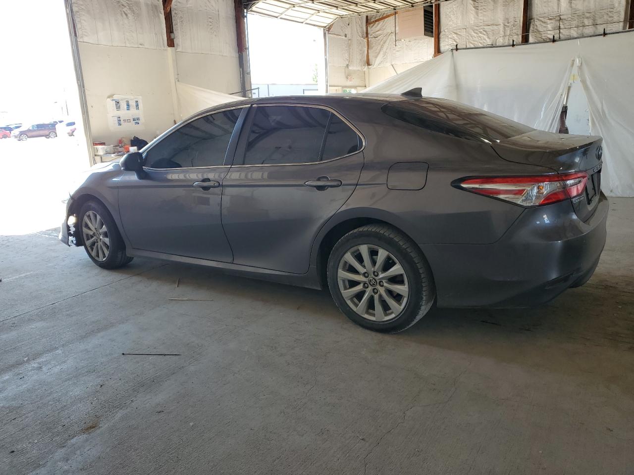 TOYOTA CAMRY LE