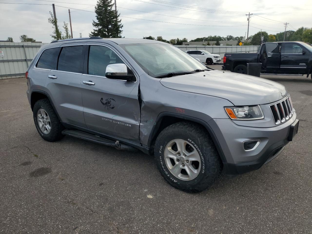 JEEP GRAND CHEROKEE LAREDO
