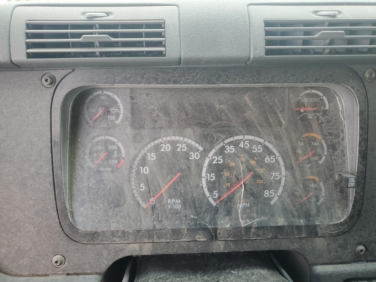 Lot #3282347257 2017 FREIGHTLINER CASCADIA 1