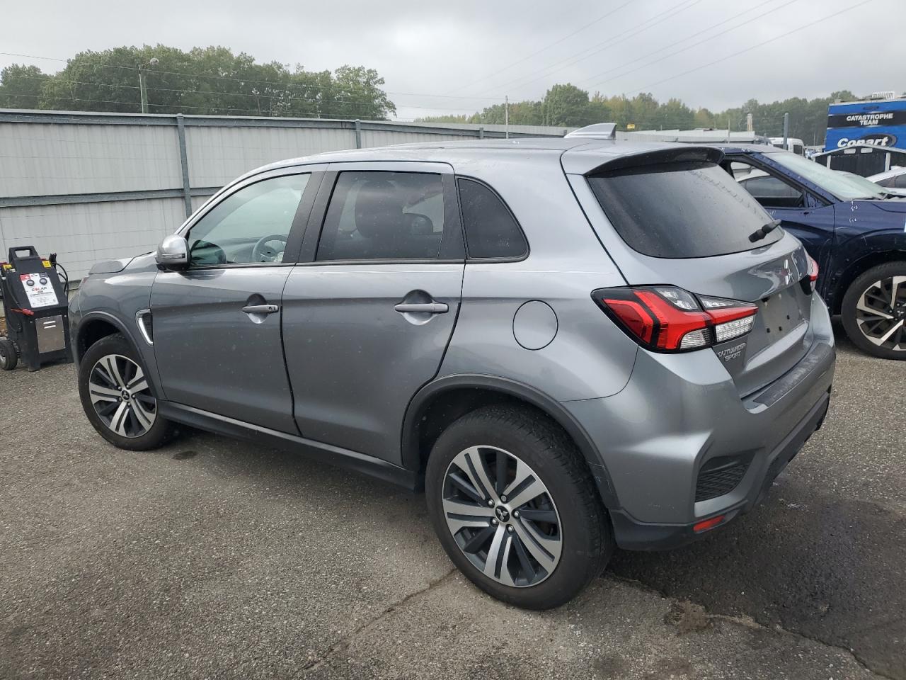 MITSUBISHI OUTLANDER S/SE