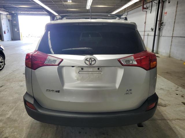 2015 TOYOTA RAV4 LE - 2T3BFREV4FW270529