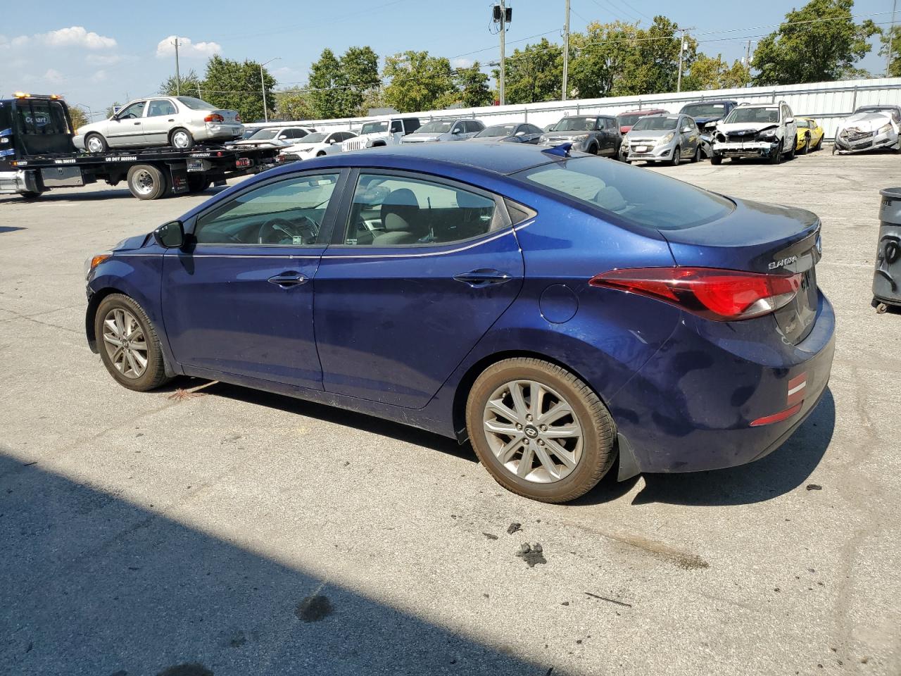 HYUNDAI ELANTRA SE