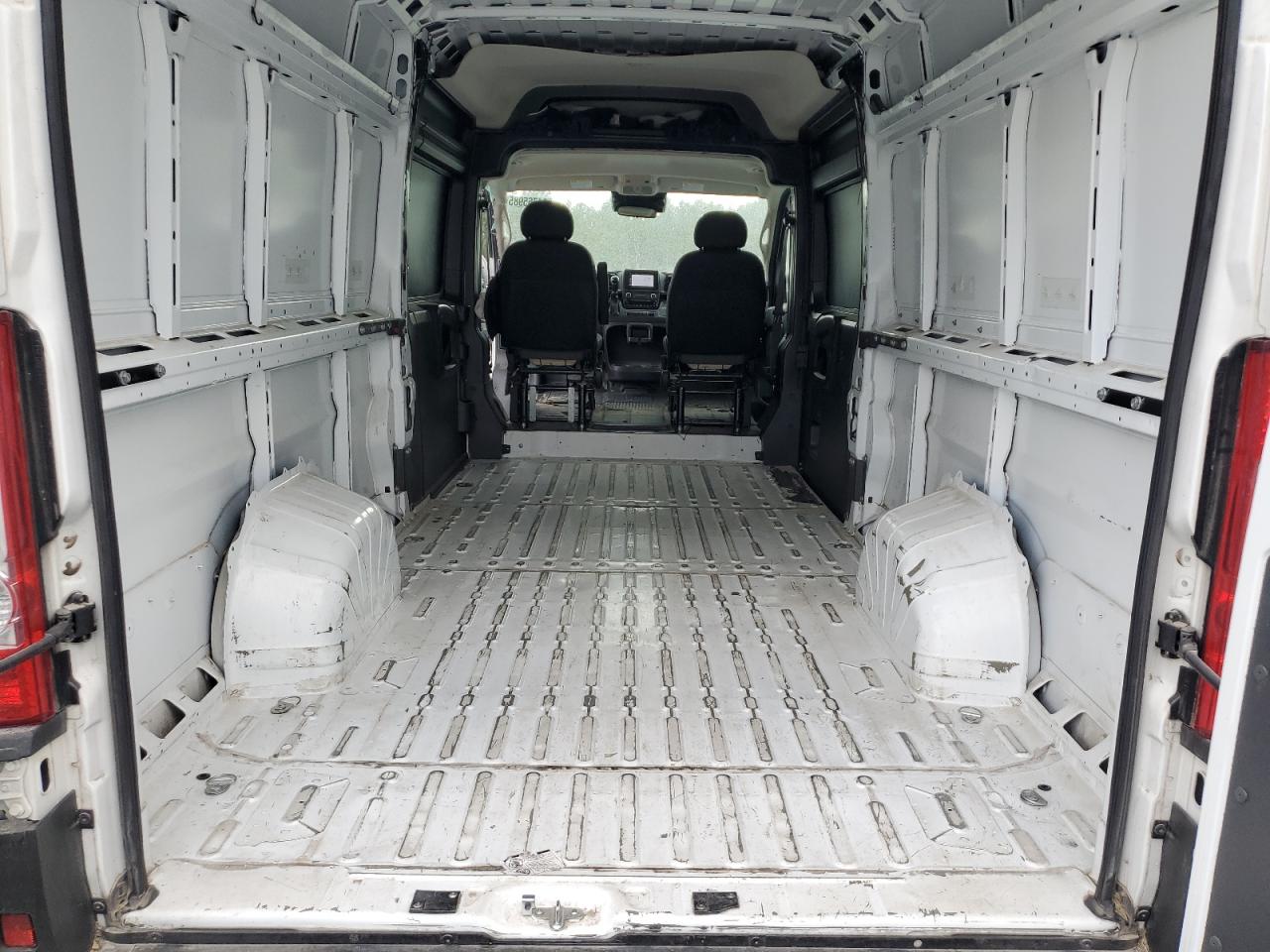 Lot #3320313945 2023 RAM PROMASTER