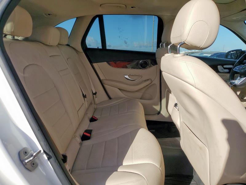 2020 MERCEDES-BENZ GLC 300 - W1N0G8DB2LF821908