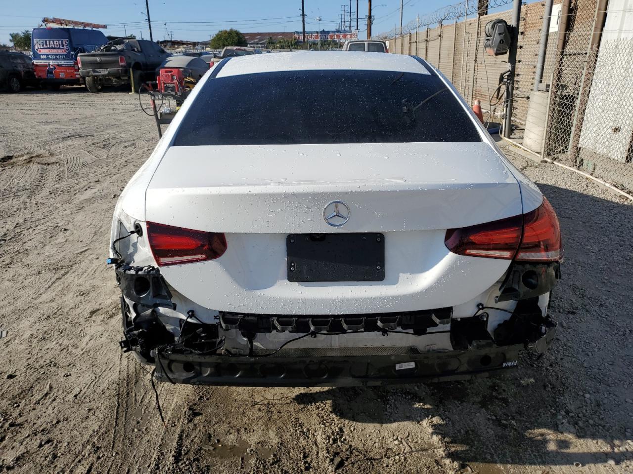 MERCEDES-BENZ A-CLASS 220