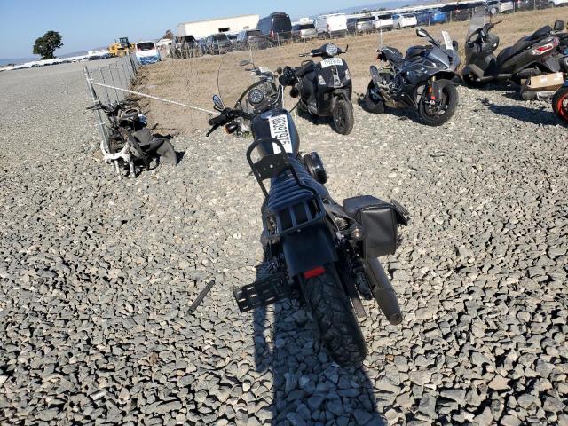 2017 HARLEY-DAVIDSON XL883 IRON 1HD4LE232HC410028
