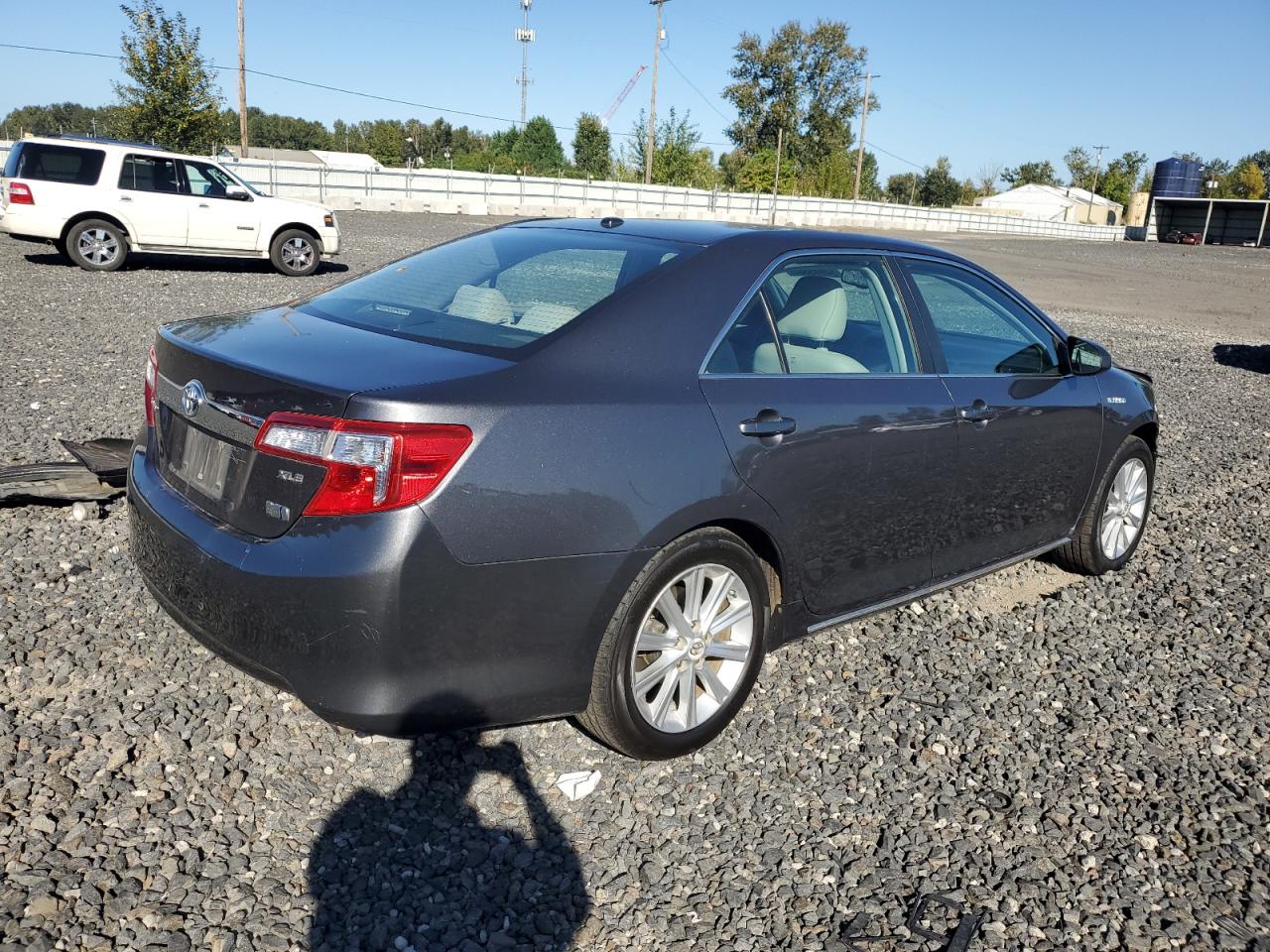 TOYOTA CAMRY HYBRID