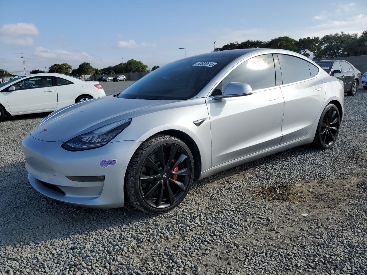 TESLA MODEL 3