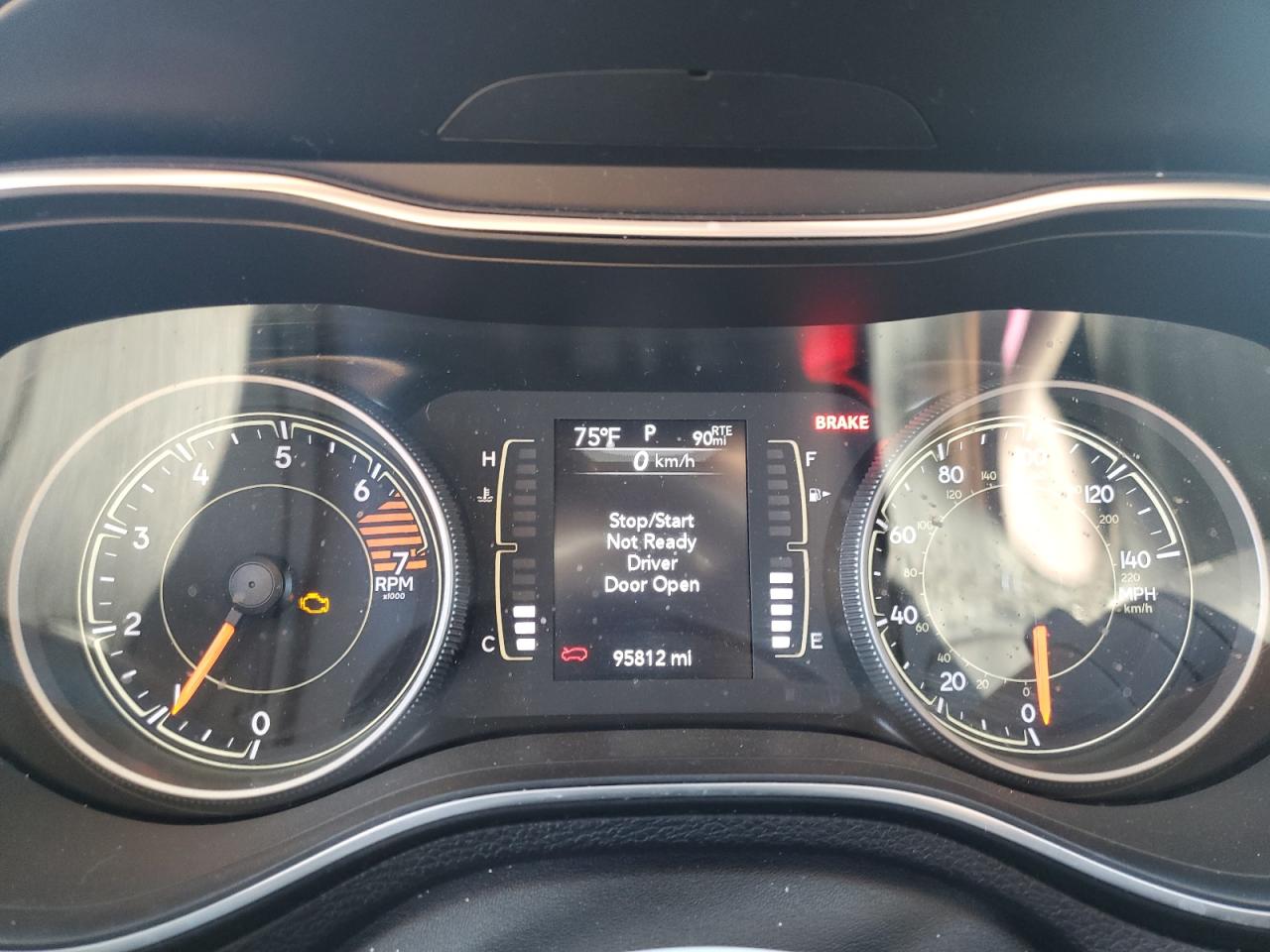 JEEP GRAND CHEROKEE LATITUDE PLUS