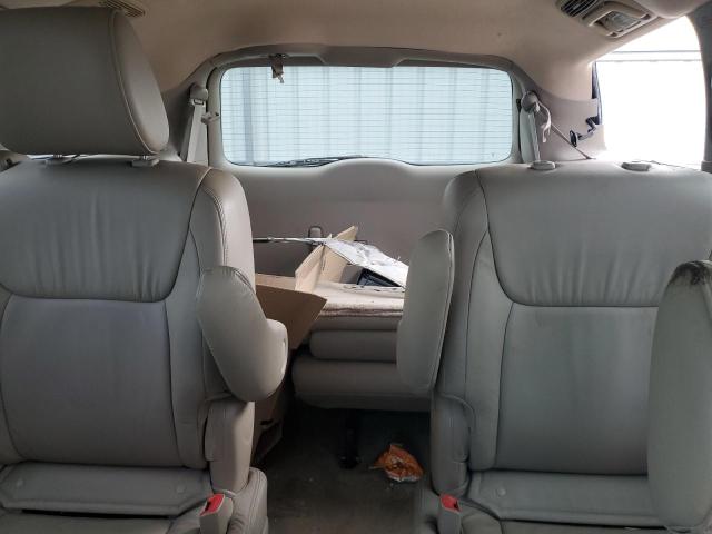 2010 TOYOTA SIENNA XLE - 5TDYK4CC8AS302810
