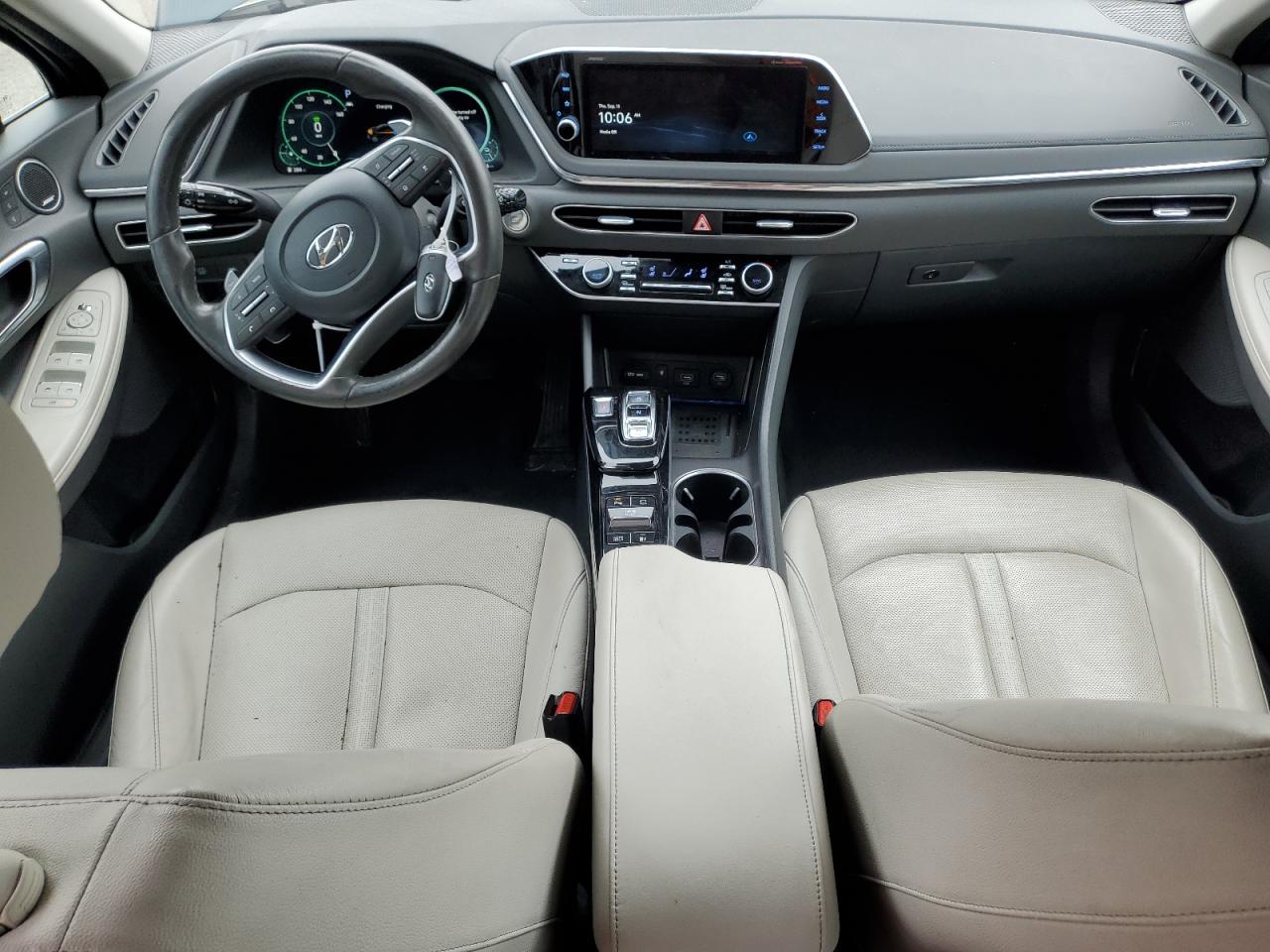 HYUNDAI SONATA HYBRID