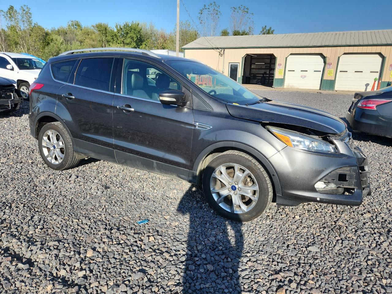 FORD ESCAPE TITANIUM