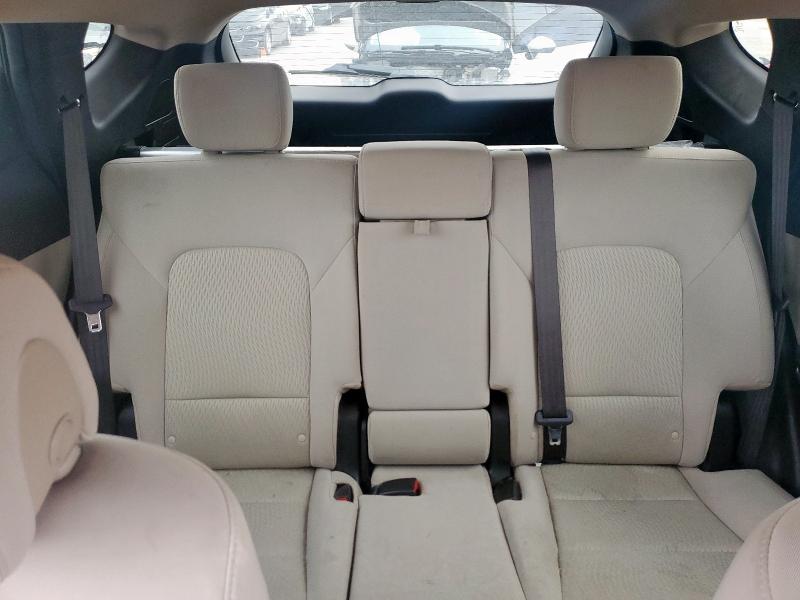 2018 HYUNDAI SANTA FE S 5XYZU3LB5JG507207