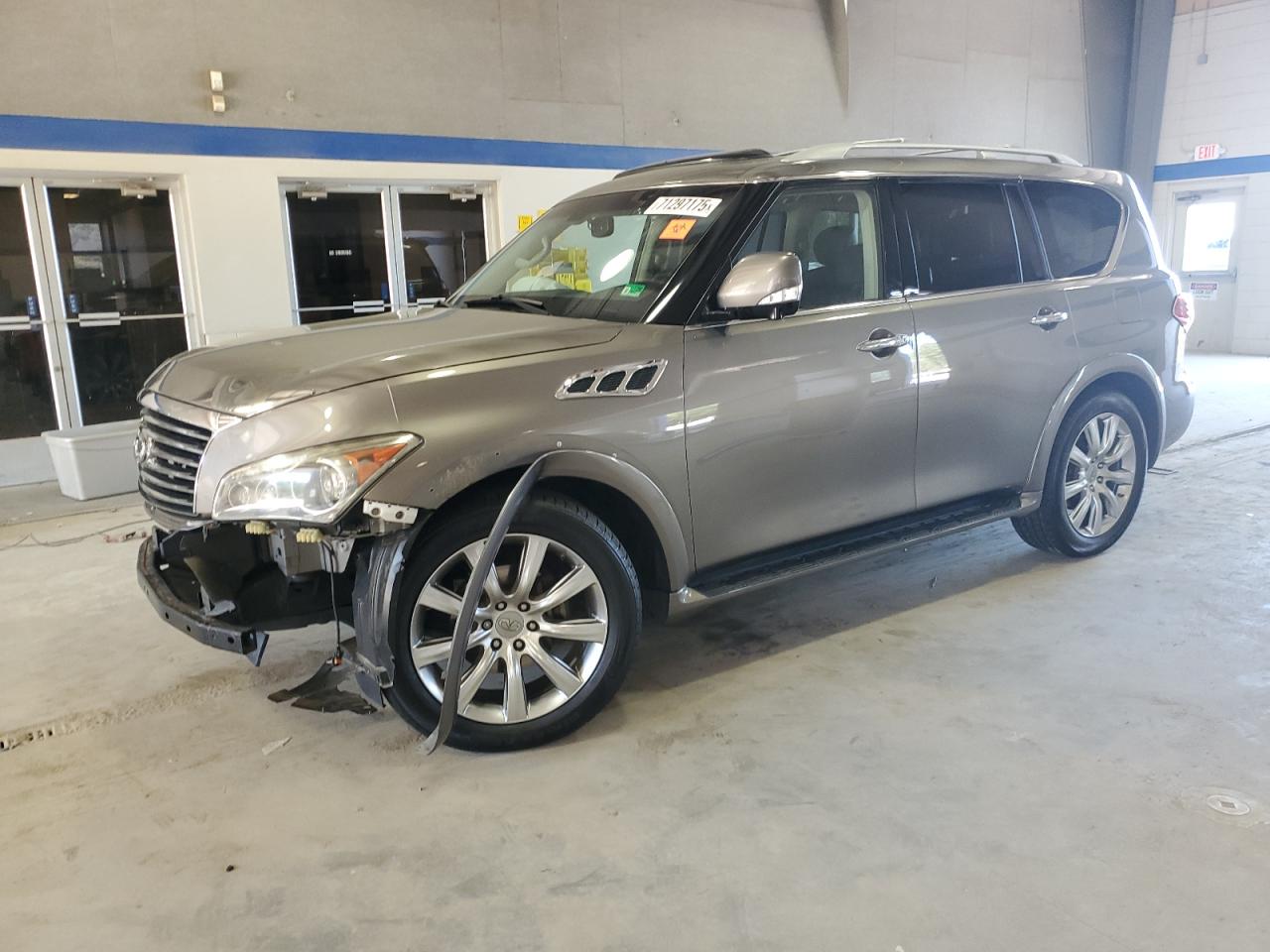 INFINITI QX56
