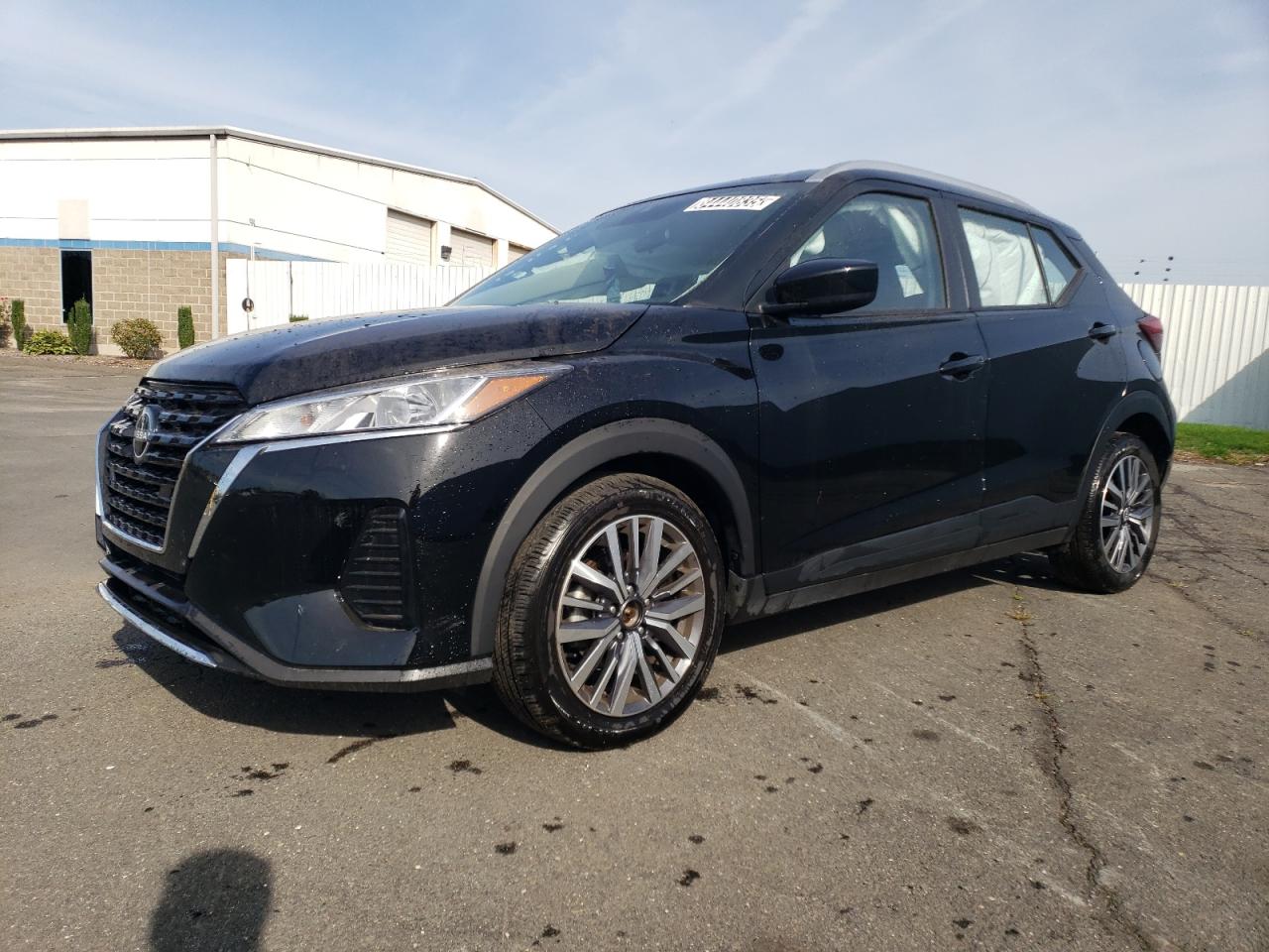 NISSAN KICKS SV