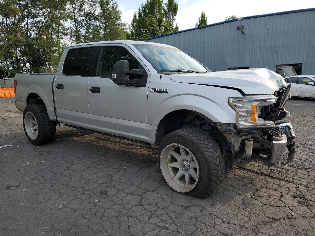 FORD F-150 SUPERCREW