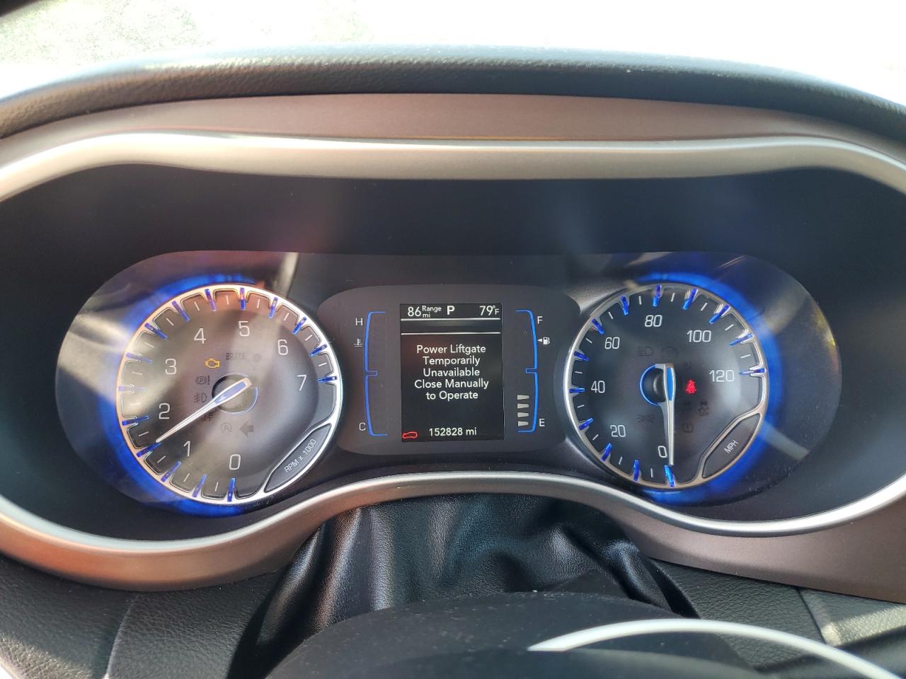 CHRYSLER PACIFICA TOURING L