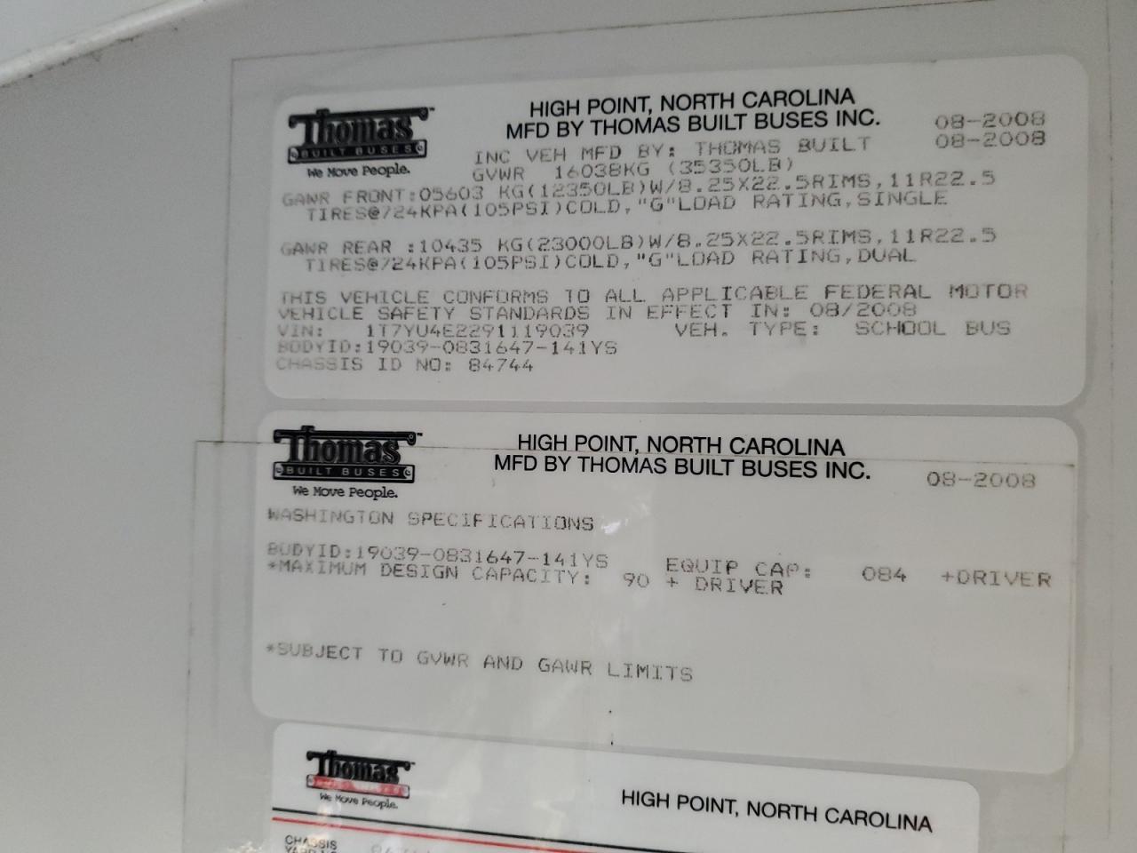 Lot #3256344371 2009 THOMAS SAF-T-LINER HDX