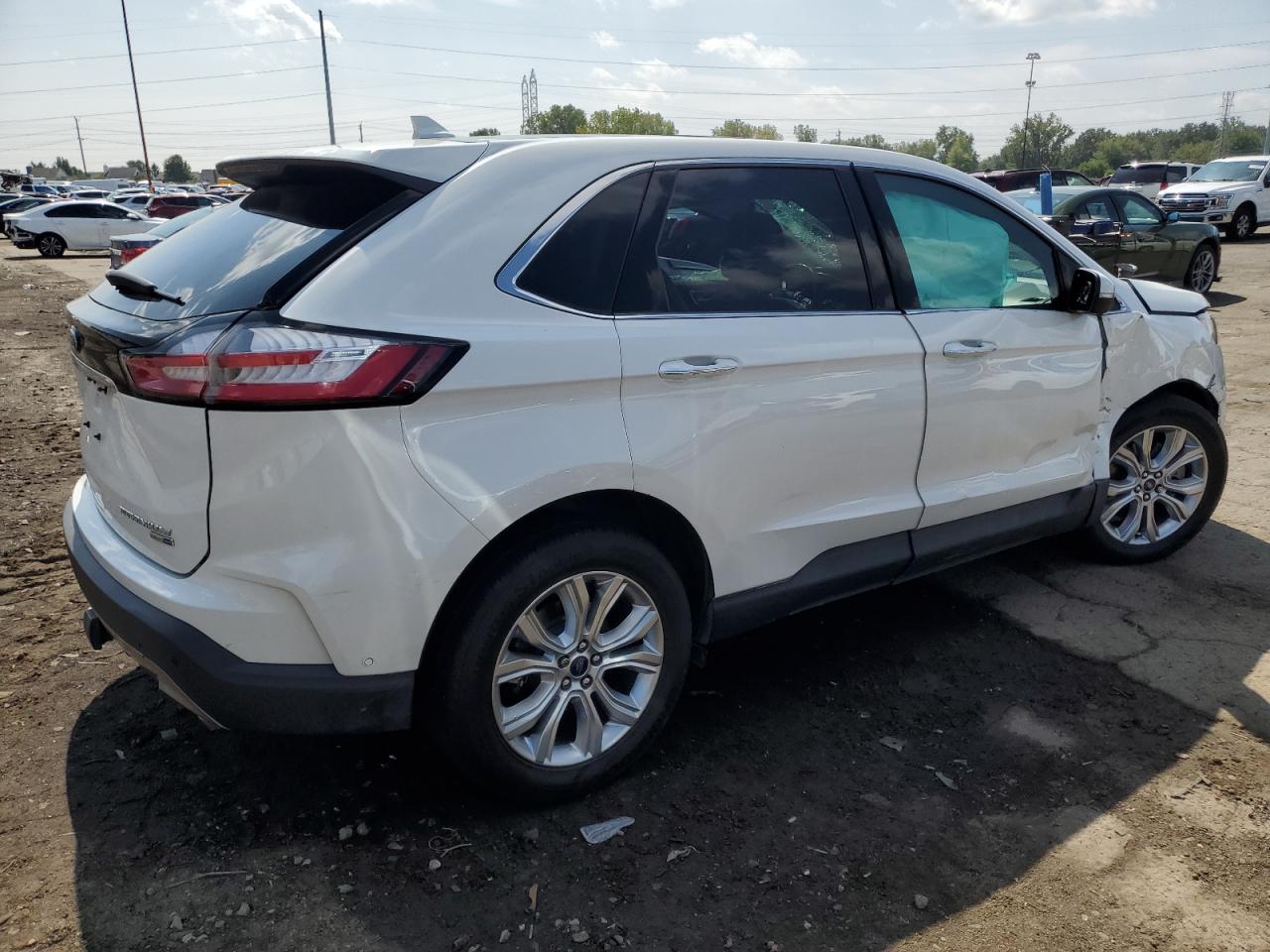 FORD EDGE TITANIUM