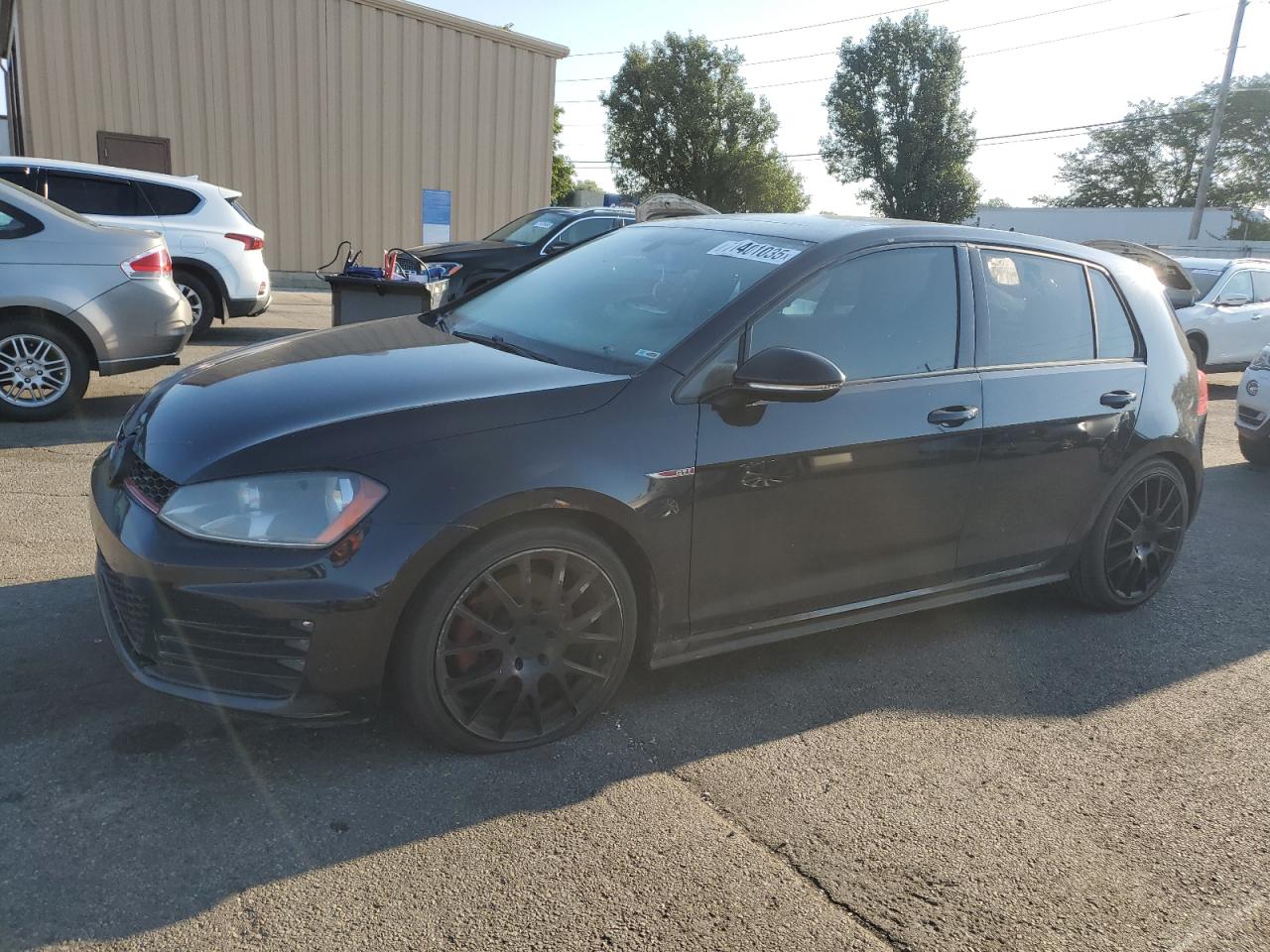 VOLKSWAGEN GOLF GTI