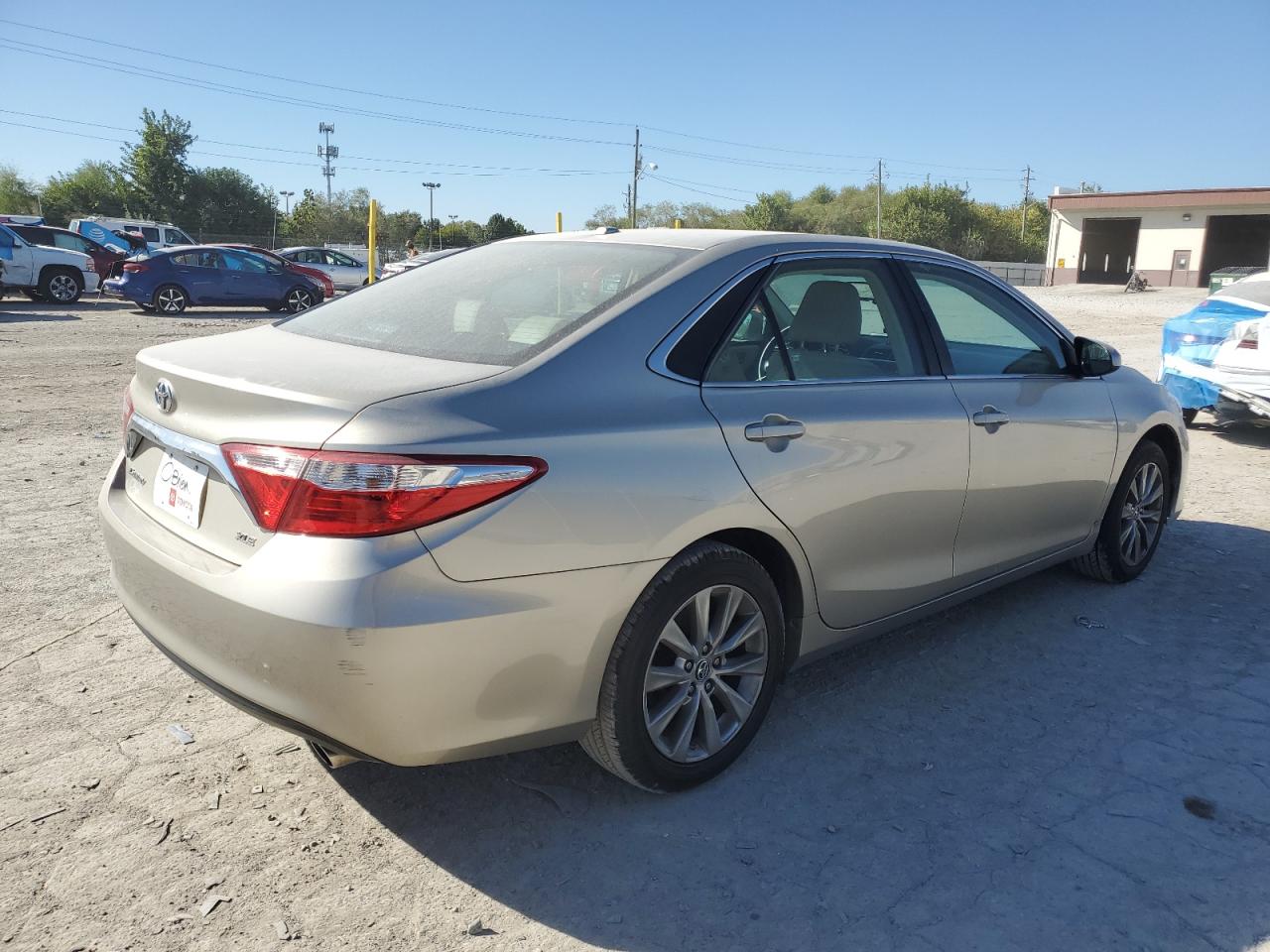 TOYOTA CAMRY LE