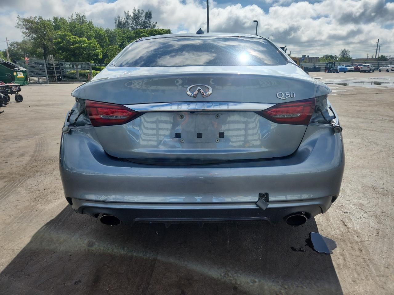 INFINITI Q50 PURE