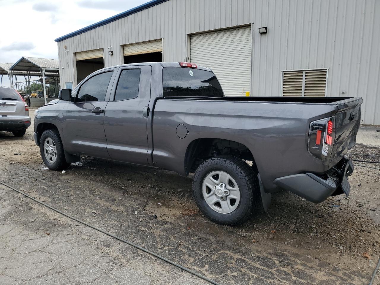 TOYOTA TUNDRA DOUBLE CAB SR