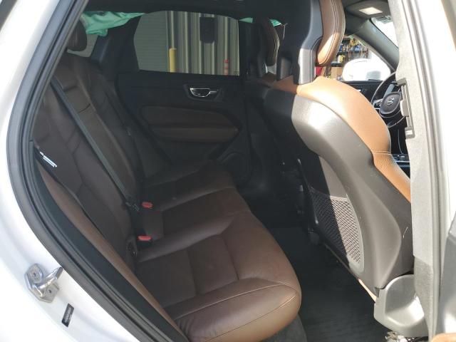 2018 VOLVO XC60 T5 MO - YV4102RK6J1095631