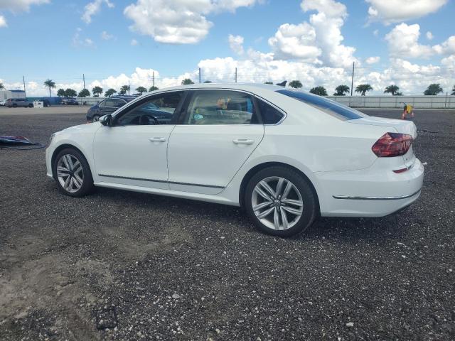 2017 VOLKSWAGEN PASSAT SE - 1VWGT7A32HC063468