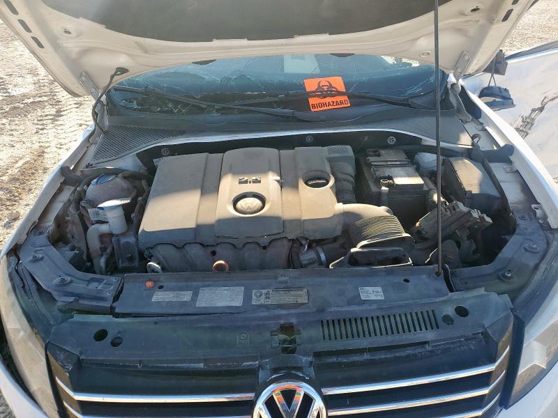 2013 VOLKSWAGEN PASSAT - 1VWBH7A3XDC039277