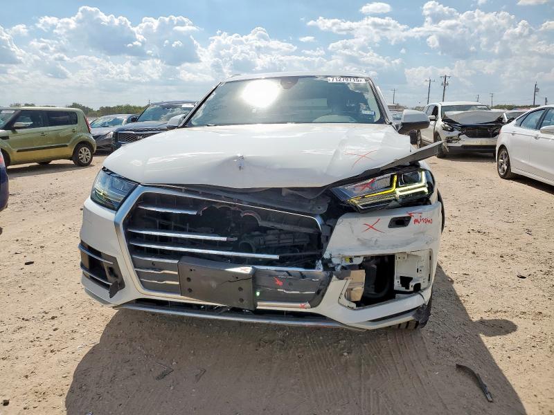 2017 AUDI Q7 PREMIUM WA1LHAF7XHD039080