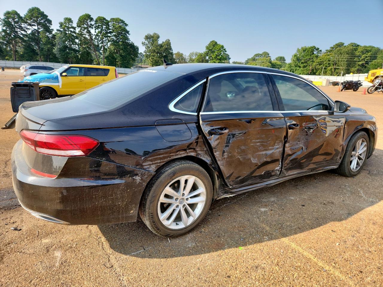 VOLKSWAGEN PASSAT SE