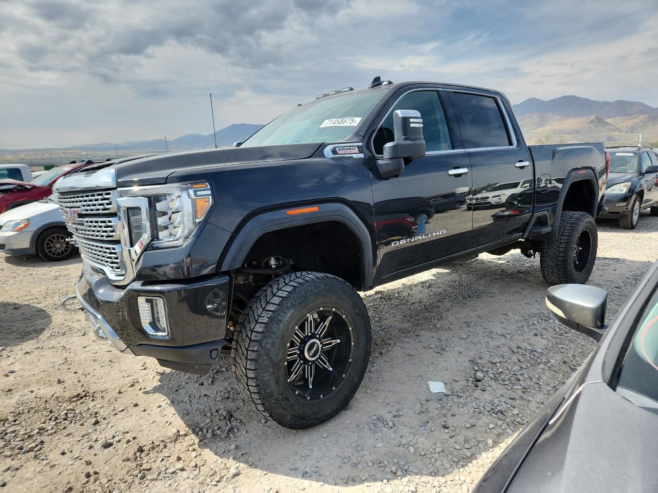 GMC SIERRA K2500 DENALI